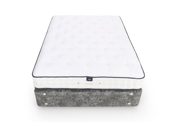 Heritage 2000 Small double boutique collection 2 dovetail drawer divan set