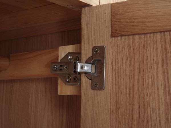 Alderminster Gents wardrobe