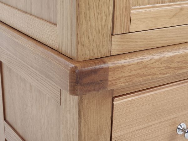 Alderminster Gents wardrobe