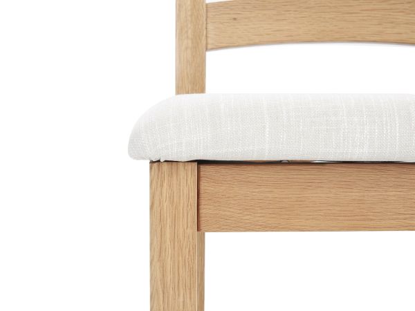 Alderminster Bar stool with beige cushion