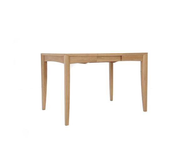 Cape 2-4 extending table