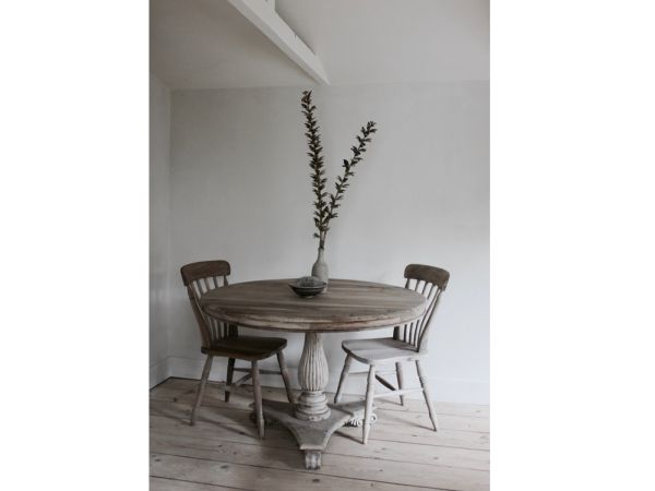 Ranger Table + 4 chairs