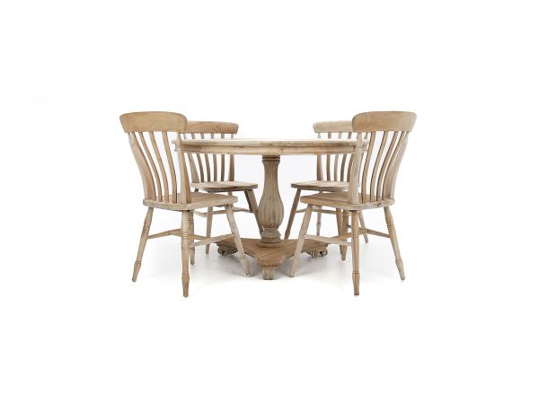 Ranger Table + 4 chairs