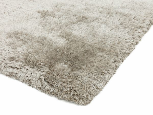 Plush 160x230cm Rug (Sand)