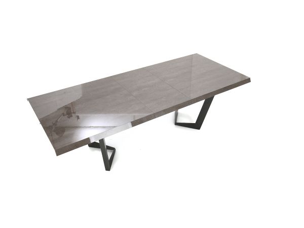 Chiara Extending dining table (200/300)