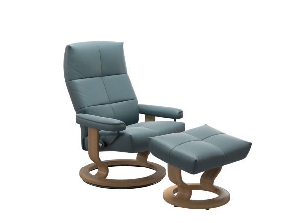 David (M) Chair and footstool (Classic) - type Paloma