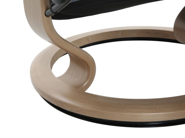 View (Large) Chair and stool (classic base) Paloma 094