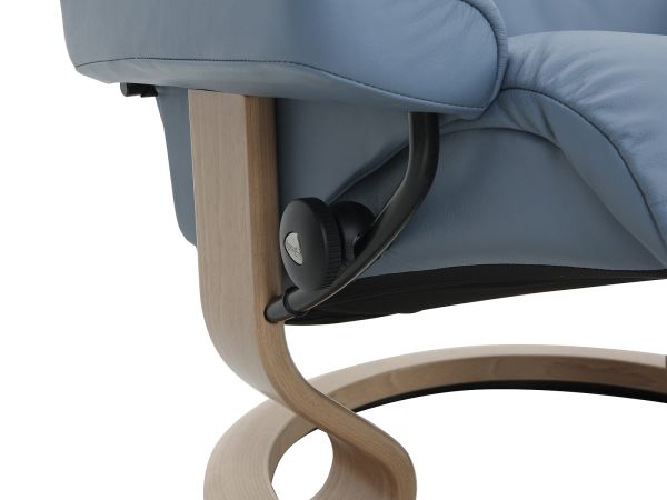 View (Large) Chair and stool (classic base) Paloma 094
