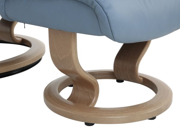 View (Large) Chair and stool (classic base) Paloma 094