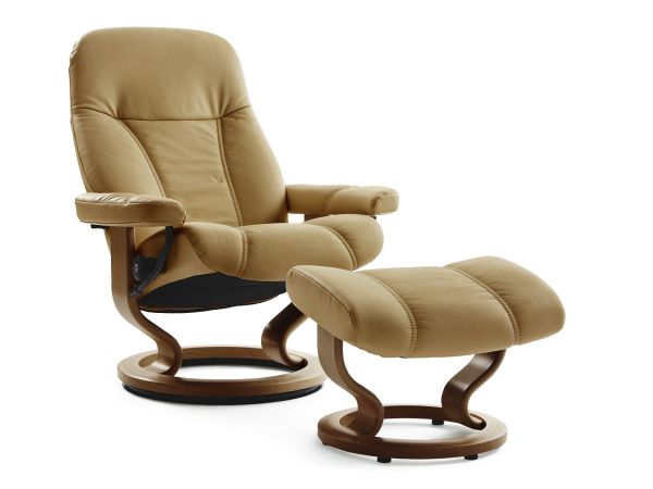 Consul (S) Chair and Stool Batick 093 - Leather colour: 04: Lattee 19806 - Foot colour: 3: Brown Stain 12302
