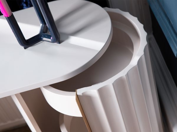Lilian Dressing table (grey and brass)