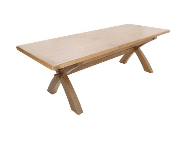 Kempsey Extending dining table (200/250cm)