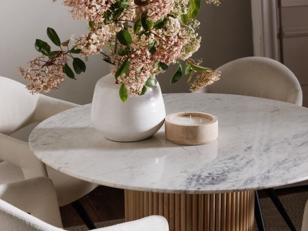 Constance Round dining table (120cm)