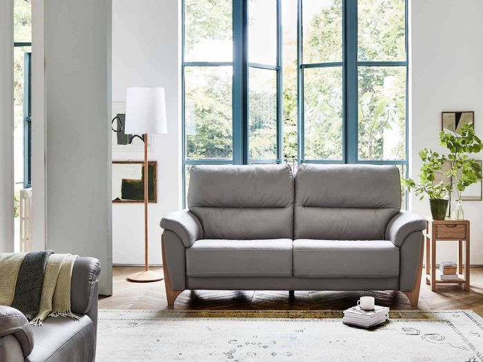 Enna Medium Sofa - type Leather