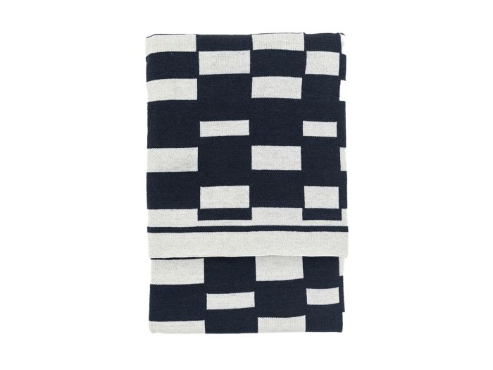 Lohko Knitted throw Ink