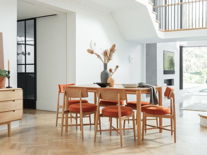 Flora Dining chair (Orange)